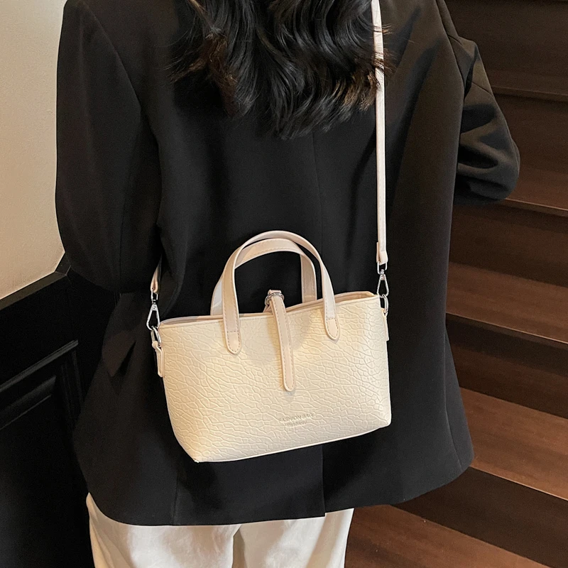 Elegant Women's Designer Leath - Luxury Bags Everyday ulasan dan harga