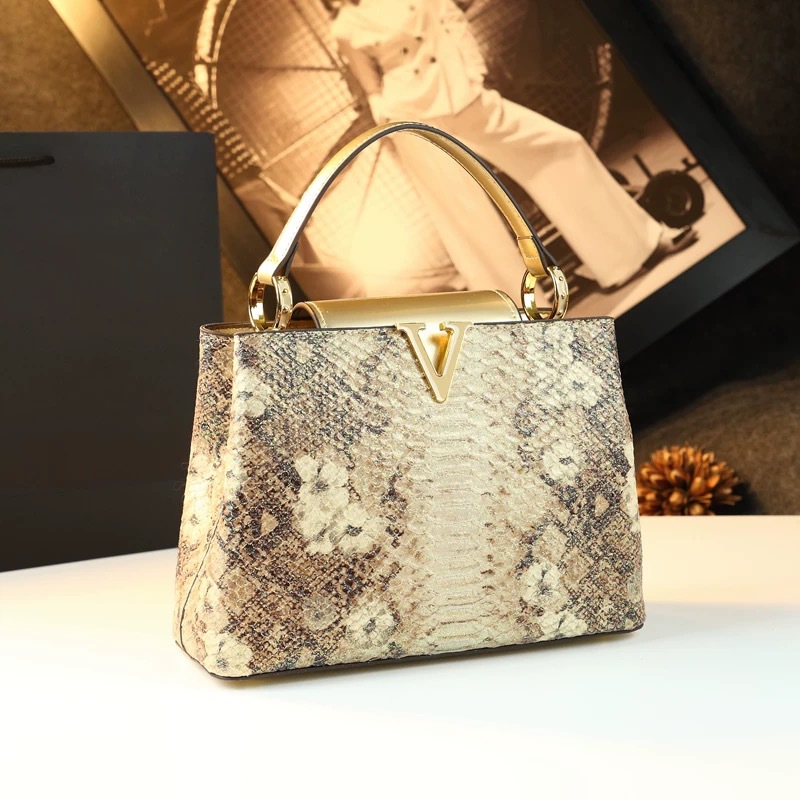 Simple Yet Chic Designer Diape - Luxury Bags Everyday ulasan dan harga