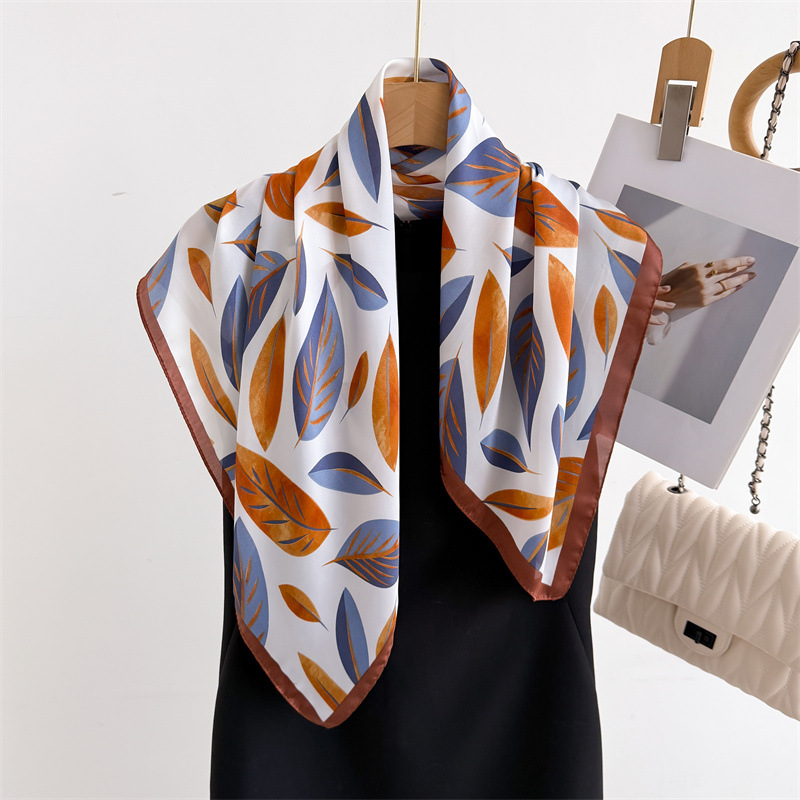 Luxury Brand Print 70cm Square - Luxury Bags Trending ulasan dan harga