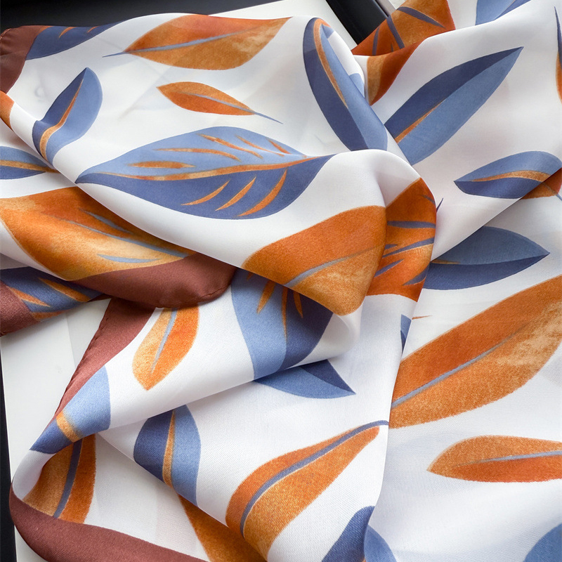 Luxury Brand Print 70cm Square - Luxury Bags Trending ulasan dan harga