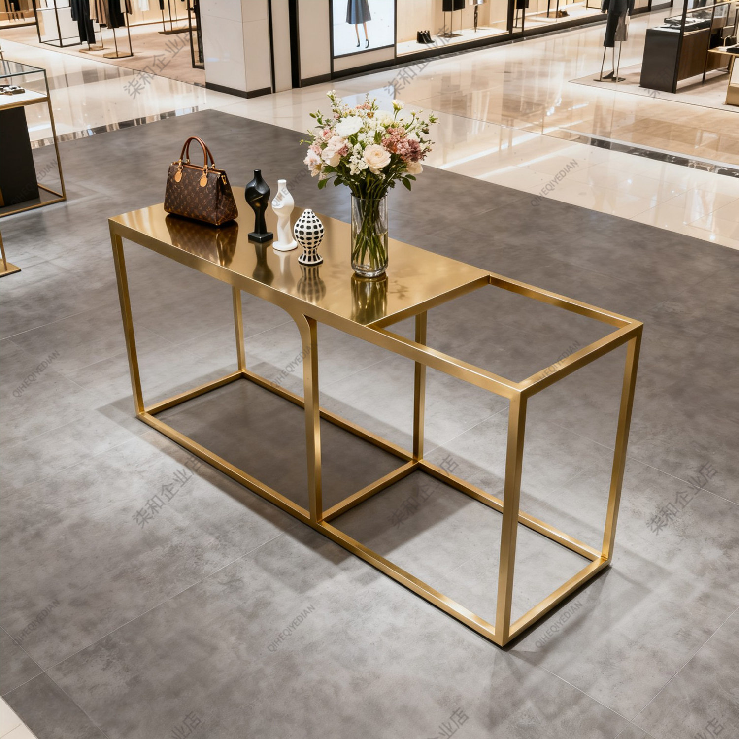 Clothing store display table S - Luxury Bags In Store ulasan dan harga